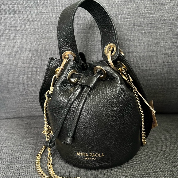 NWT ANNA PAOLA LEATHER BASKET HOBO SHOULDER BAG